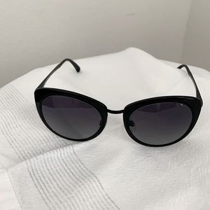 Retro CHANEL Women’s Sunglasses with Case.